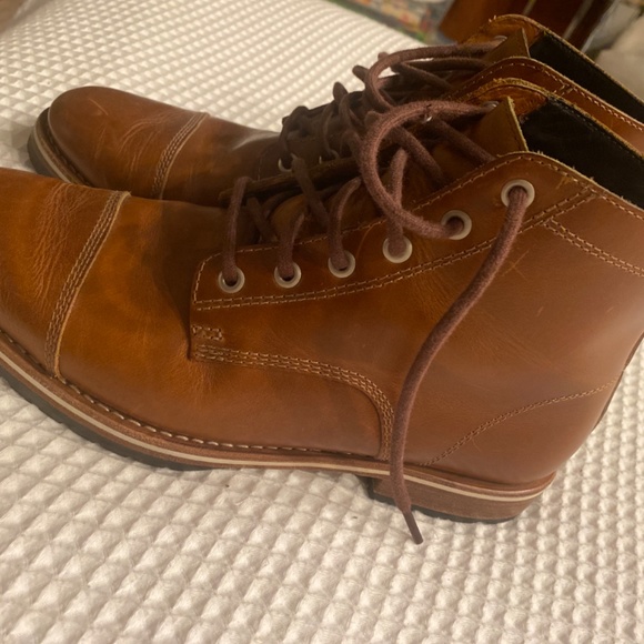 Helm Hollis Teak leather boots (men’s 9.5)